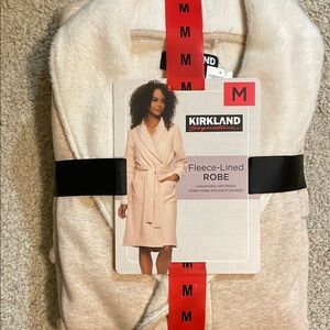 Women’s Kirkland Signature Fleece-Lined Robe - Cream